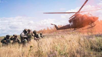 NATO testează în Letonia cele mai noi tehnologii de apărare, în timp ce serviciile letone dejoacă o operațiune de sabotaj comandată de Rusia