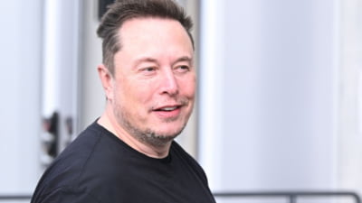Lumea este îngrozită de planul nebunesc al lui Musk. ”Se joacă de-a Dumnezeu”, vrea să blocheze Soarele VIDEO