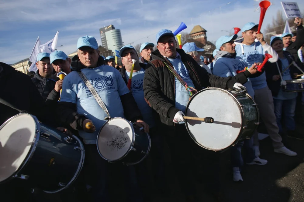 Un nou protest al sindicaliștilor BNS în fața Guvernului, împotriva politicilor fiscale
