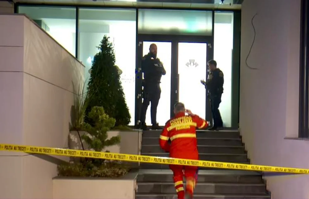 Dosarul privind moartea fetiţei de doi ani într-o clinică stomatologică, preluat de Parchetul de pe lângă Tribunalul Bucureşti