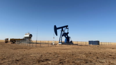 Prețurile petrolului și ale acțiunilor energetice au scăzut enorm în contextul planului de pace în Ucraina propus de Trump