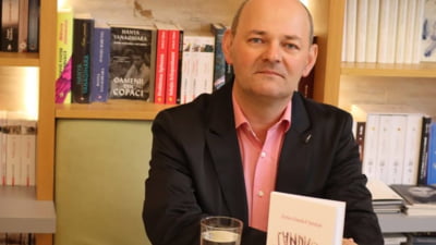 Blestemul din Educație: Cartelul Cretei Negre