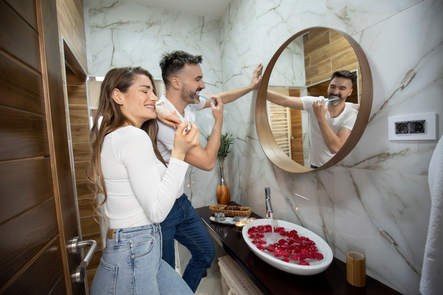 Cele trei tipuri de „romantism ascuns” care pot exista într-o relație, explicate de un psiholog