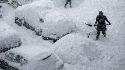 SUA, lovite de una dintre cele mai dure ierni: mii de zboruri anulate, pene de curent și victime ale frigului extrem