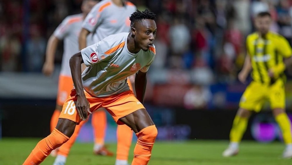 Premieră la Metaloglobus! S-a înregistrat primul transfer plătit din istoria clubului. Suma încasată, de zece ori mai mică decât cota de piață a jucătorului