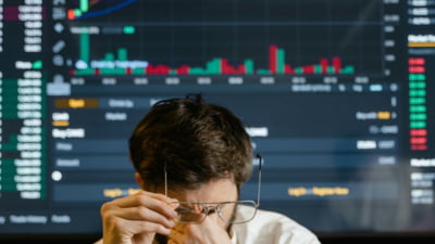 Bula a mers prea departe, anunț tranșant al Capital Economics. Piața din SUA „se va prăbuși” din 5 motive