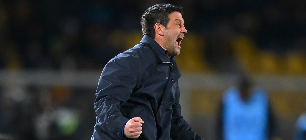 Cristi Chivu, cu o mână pe trofeu în Italia. Inter e la o diferență uriașă față de AC Milan, care s-a făcut de râs acasă