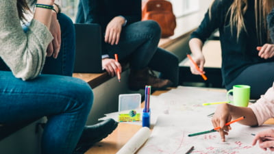 Primul barometru „complet” al tinerilor. Cele trei probleme care le „mănâncă toți banii”. „Mulți suferă de stres, anxietate, depresii și lucruri mai grave”