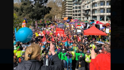 Protest uriaș la Londra față de ascensiunea extremei drepte: ”Nu rasismului!” / ”Nu ne puteți diviza” VIDEO/FOTO