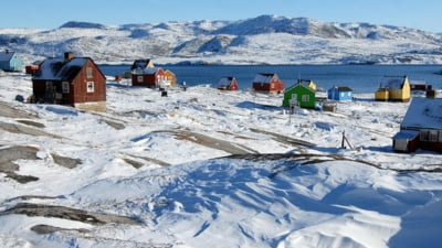 Trump lucrează la extinderea prezenței militare americane în Groenlanda