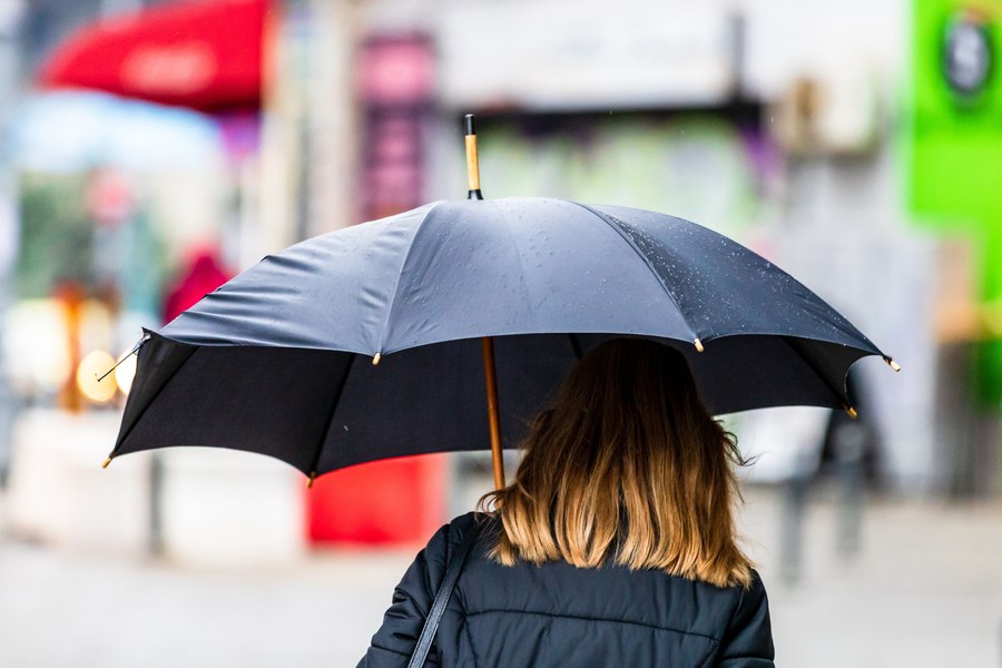 Vremea în următoarele două săptămâni. Meteorologii anunță variații termice de la o zi alta şi precipitaţii însemnate cantitativ