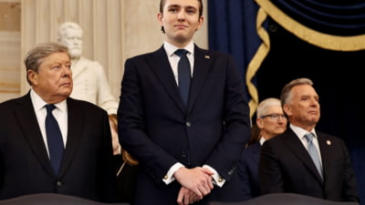 Familia lui Trump, obligată să nege că Barron este un călător în timp. Cum a alimentat un roman din 1893 o teorie a conspirației