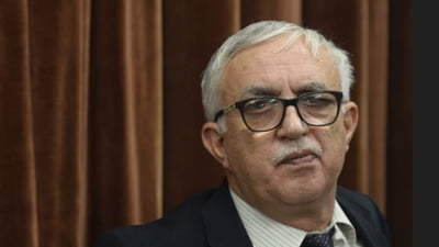 Guvernul Bolojan, acuzat de încălcarea Constituției. Artificiul legislativ prin care Cabinetul demis încearcă să salveze programul SAFE, considerat ilegal. “Nu poate să facă așa ceva”