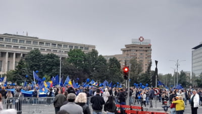 Manifestație în Piața Victoriei de Ziua Europei. Mai mulți miniștri, printre participanți. „Ne dorim valorile pe care UE la promovează”