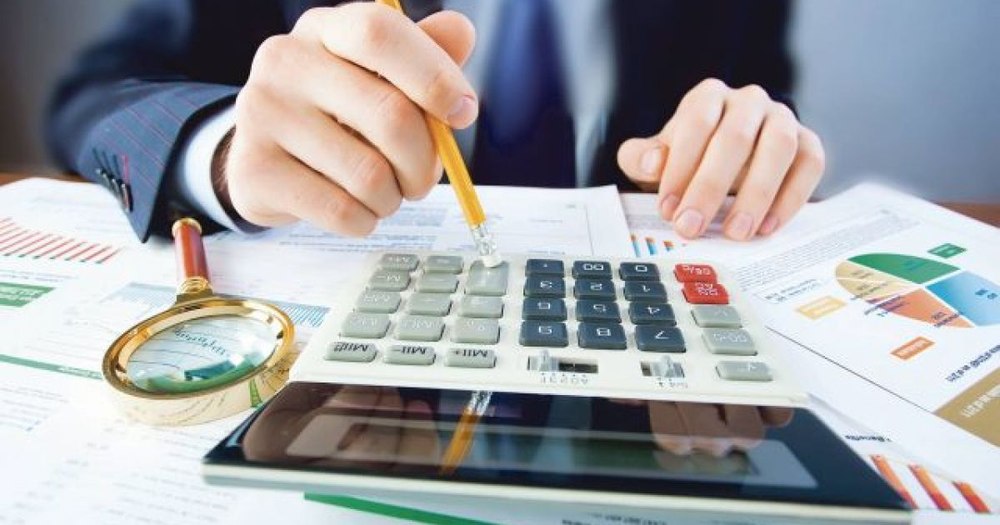 Vin noi creșteri de taxe și TVA? Avertismentul sever al S&P care ar putea arunca România în zona „Junk”