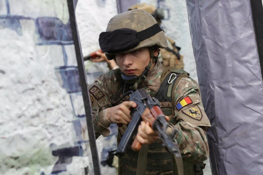 Se întoarce armata obligatorie? Semnalul de alarmă tras de un general NATO: „Dacă acest test eșuează, clasa politică trebuie să decidă”
