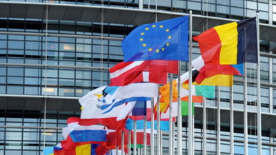 100 de euro economisiți lunar pot deveni peste 80.000 de euro la pensie. Cum funcționează noul sistem european PEPP