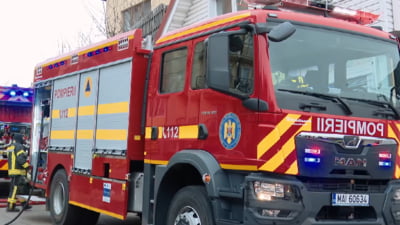 Explozie într-un bloc din Timișoara. Zeci de persoane au fost evacuate în urma incendiului izbucnit