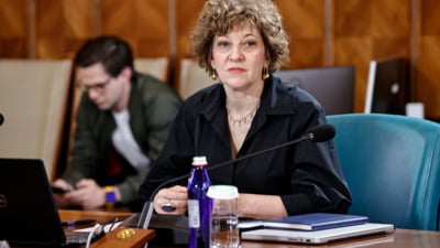 Doi membri ai Guvernului Bolojan s-au înscris în PNL. Ce funcții ar putea ocupa Oana Gheorghiu și Dragoș Pîslaru