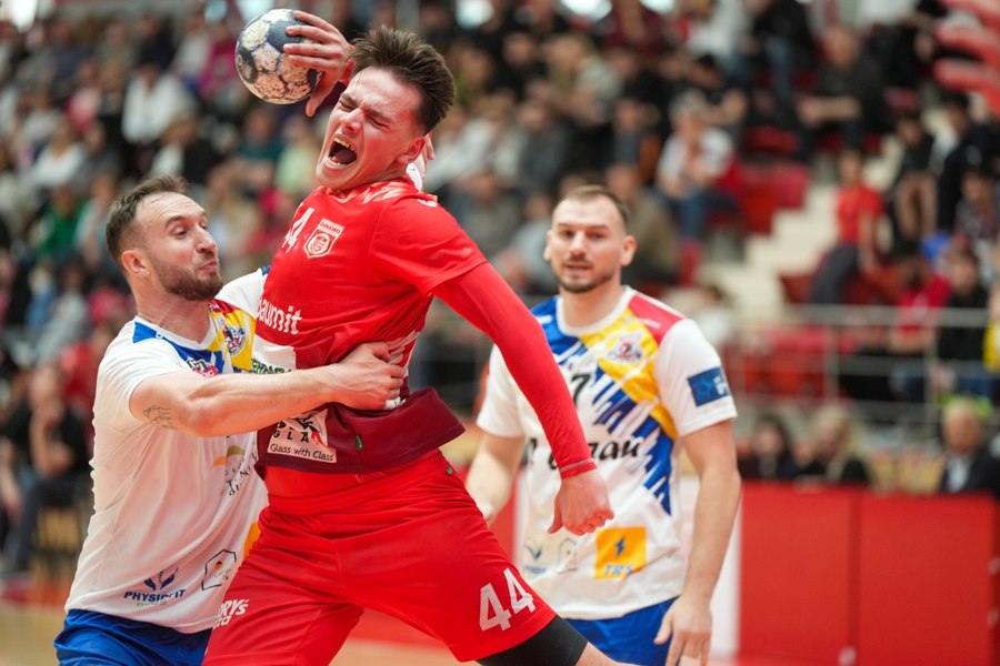 Dinamo București va juca în aceeași grupă cu Barca în Liga Campionilor