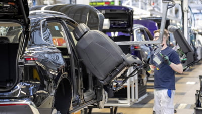 Volkswagen vrea să concedieze 100.000 de angajați, la nivel mondial. Muncitorii se pregătesc de proteste
