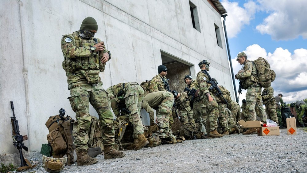 Militarii ucraineni, verdict dur după exercițiile NATO: „Pauzele de cafea și restricțiile pentru drone nu au ce căuta pe câmpul de luptă”