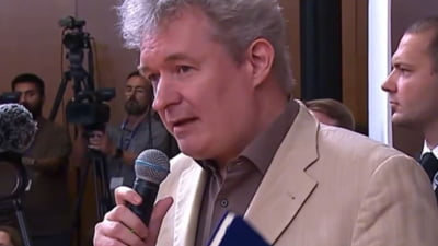 Rusia emite mandate pe numele unui jurnalist german. Decizia, după o întrebare adresată de acesta lui Zelenski