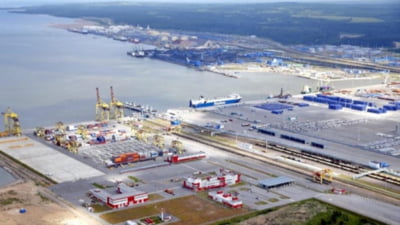 Ucraina atacă portul Ust-Luga de la Marea Baltică, în timp ce Rusia anunță interceptarea a 516 drone