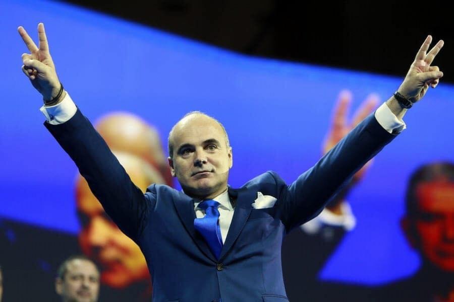 Rareș Bogdan, mesaj tranșant în scandalul pierderii celor 770 de milioane de euro: „România, înainte de orice! Nu voi vota niciodată o rezoluție împotriva țării mele”