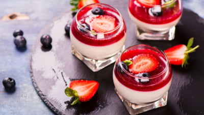 Cum se face panna cotta după rețeta tradițională italiană?