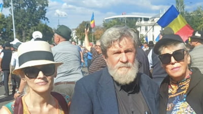 Silvia Dumitrescu, la protestul ciobanilor: „Vor să distrugă oieritul în România. Noi trebuie să mâncăm carne cu uraniu”