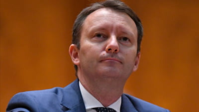 S-a terminat votul în plenul reunit. Pică sau trece Cabinetul Mureșan  VIDEO