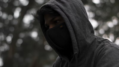 Un nou episod în contextul tensiunilor de la granița estică a NATO. Un grup de bărbați înarmați ar fi intrat din Belarus în Letonia și ar fi avariat infrastructura de la frontieră