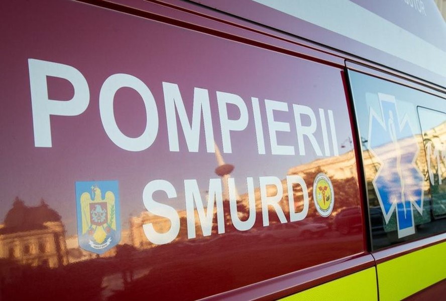 Incendiu la CET Iași, după ce un transformator electric a luat foc. Mobilizare de amploare a pompierilor
